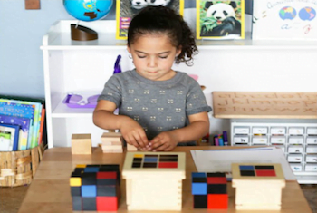 Montessori Cube Building